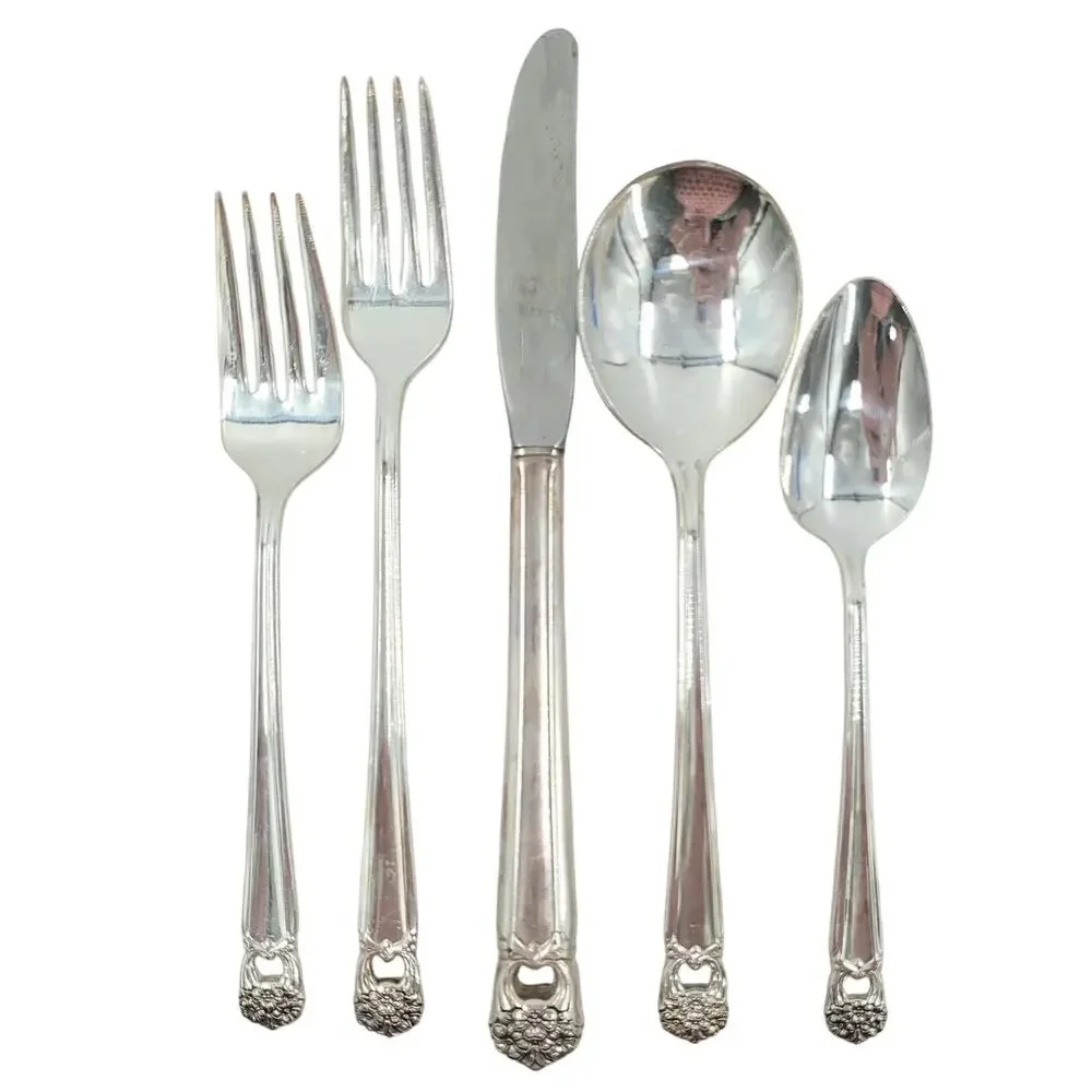 Rogers Brothers Silverplate Eternally Yours Coquette 5 Piece Setting‎ 5-8